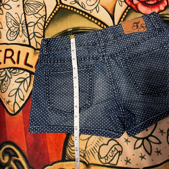 🫐ADORABLE POLKA-DOTED CUFFED DENIM SHORTS!🫐 - Picture 11 of 13